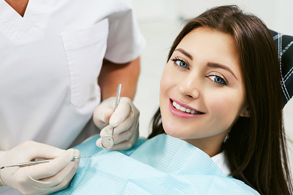 Why A Cosmetic Dentist Needs To Remove Tooth Enamel Before Placing Veneers